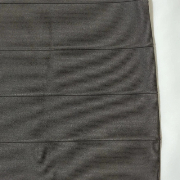 BCBGMAXAZRIA Leger Knit Bandage Pencil Skirt, Color Dark Fatigue Size XXS - Picture 4 of 12